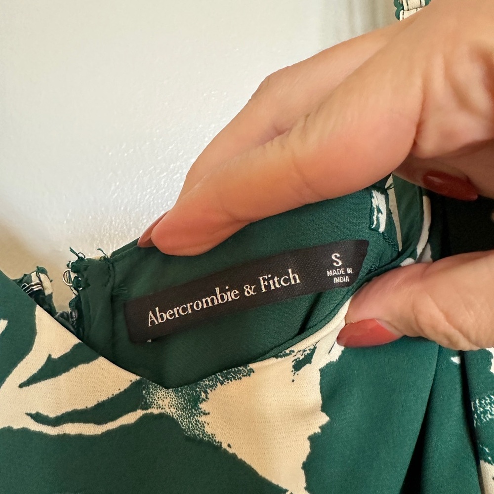 Abercrombie & Fitch Ruffle Tiered Maxi Dress, Green, Size S - Picture 4 of 10